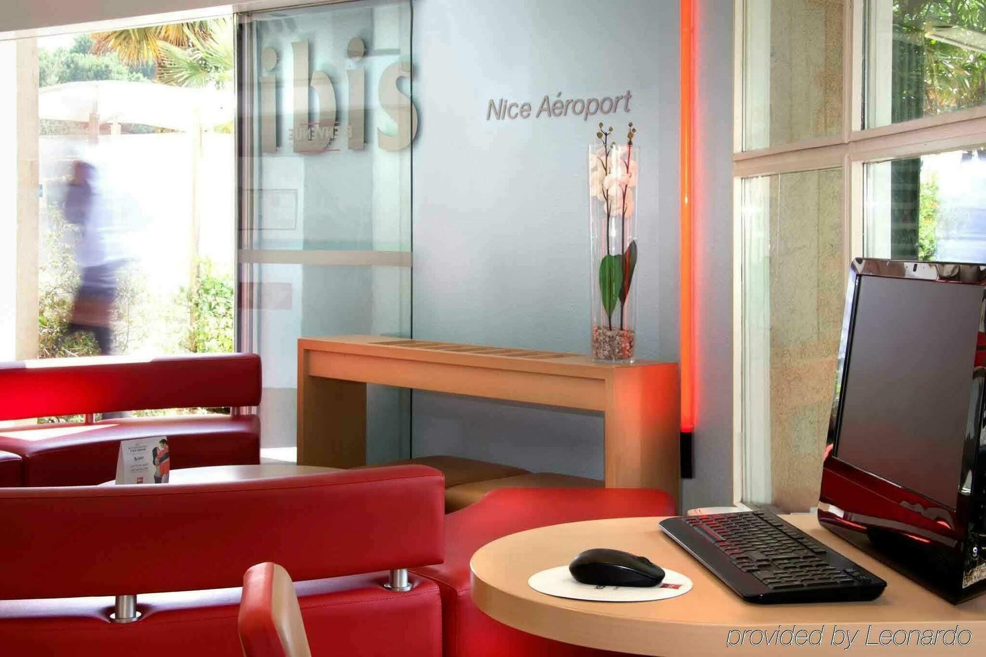 Ibis Nice Aeroport Promenade Des Anglais Exterior photo
